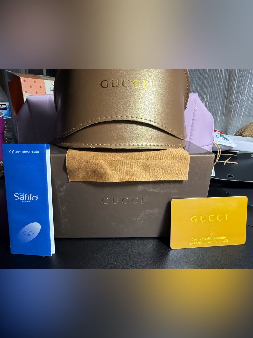 Gucci Black Sunglasses with Brown/Gold Case - Picture 3 of 3